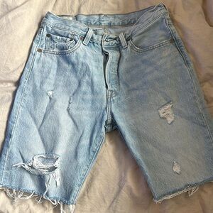 Levi  high waisted Jorts
